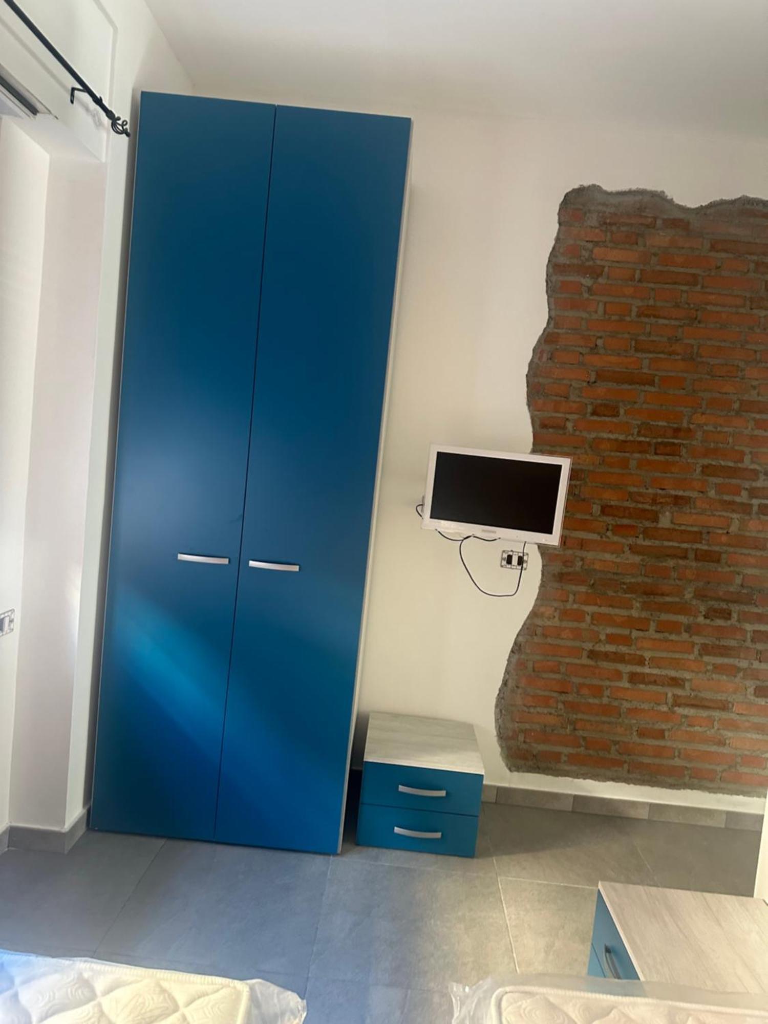 Nathouse Apartment Вилафранка Тирена Екстериор снимка