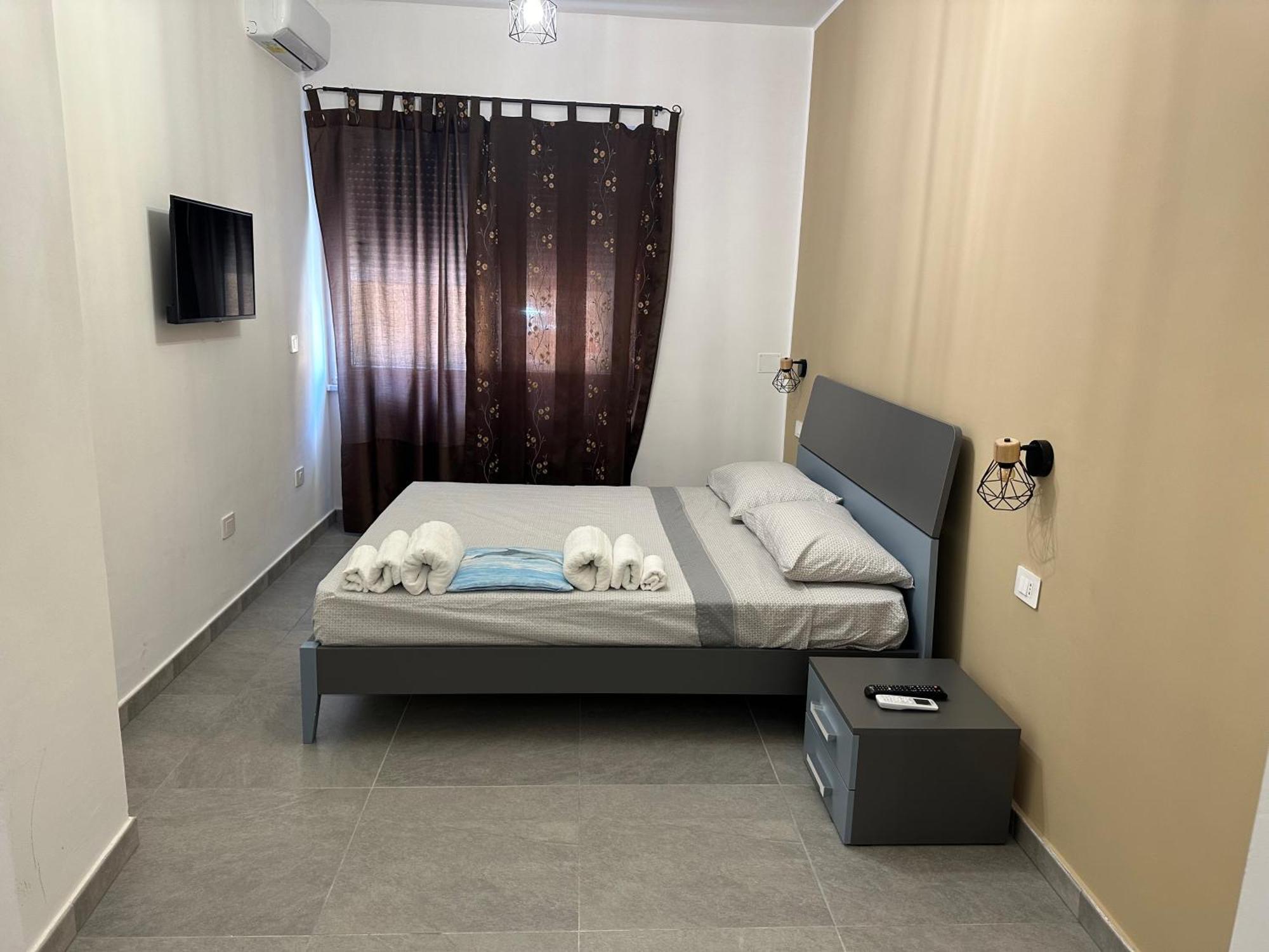Nathouse Apartment Вилафранка Тирена Екстериор снимка