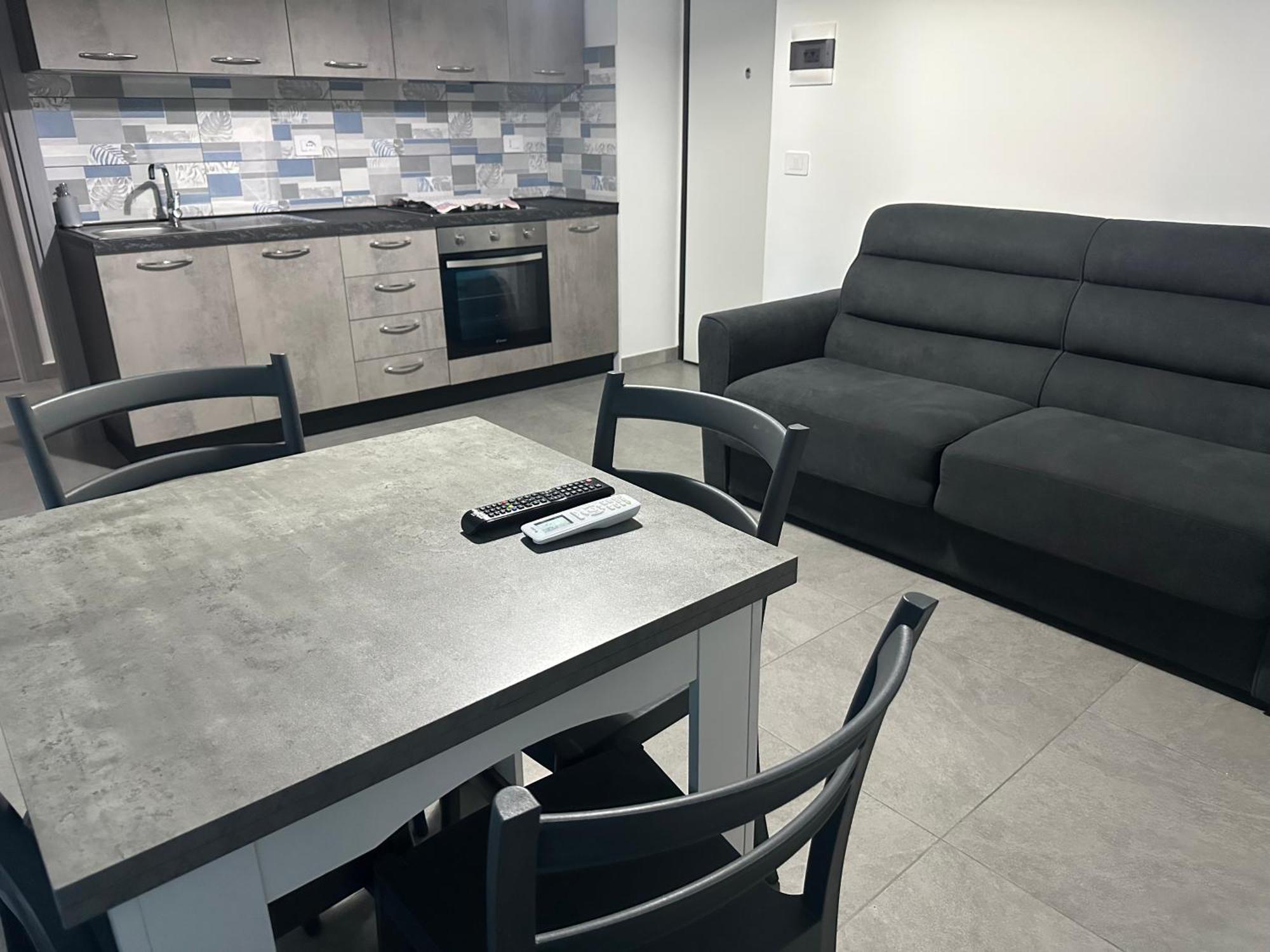 Nathouse Apartment Вилафранка Тирена Екстериор снимка