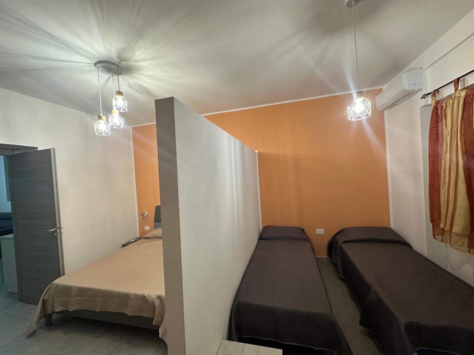 Nathouse Apartment Вилафранка Тирена Екстериор снимка