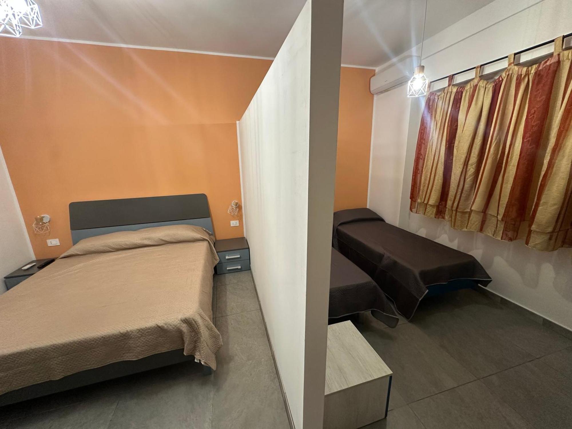 Nathouse Apartment Вилафранка Тирена Екстериор снимка